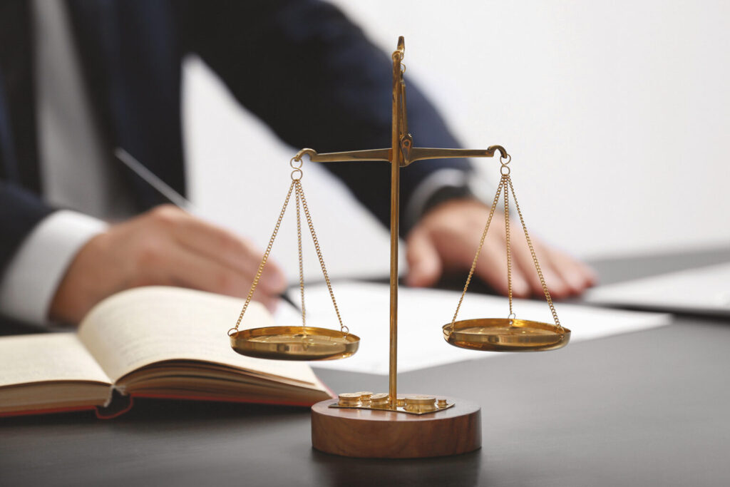 How a Criminal Advocate in Allahabad High Court Handles Serious Cases